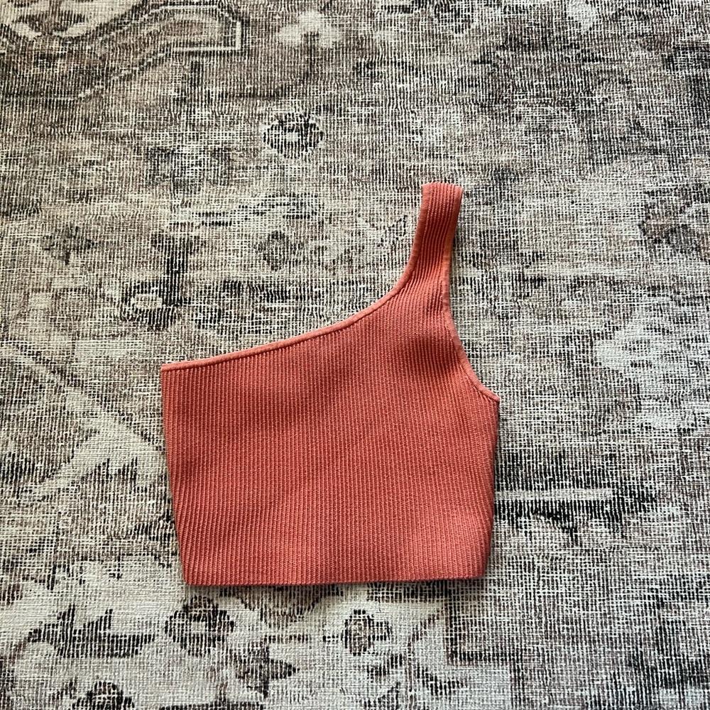 Aritzia Babaton Sculpt Knit One Shoulder Tank